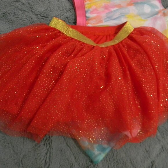 Girl's bundle of 4 tulle tutu shimmery skirts and Dress Size 5 - Picture 4 of 6